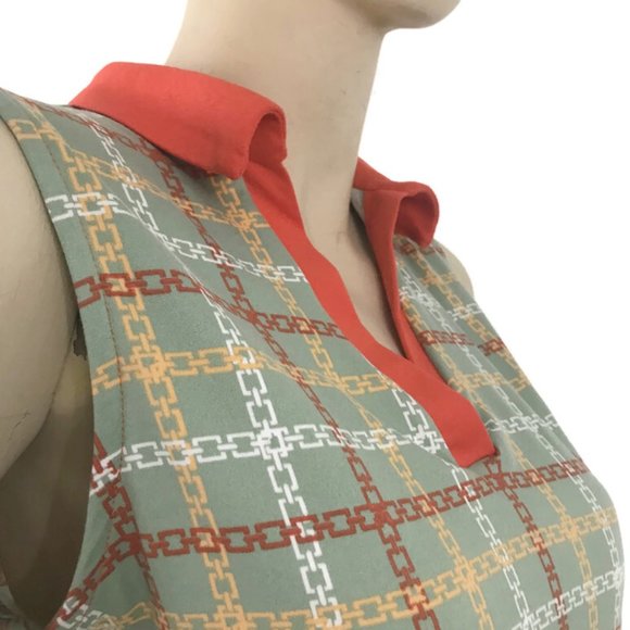 Julia Women's Plaid Collared V-neck Sleeveless Waistline Tank Top Size Large NWT - Picture 2 of 11